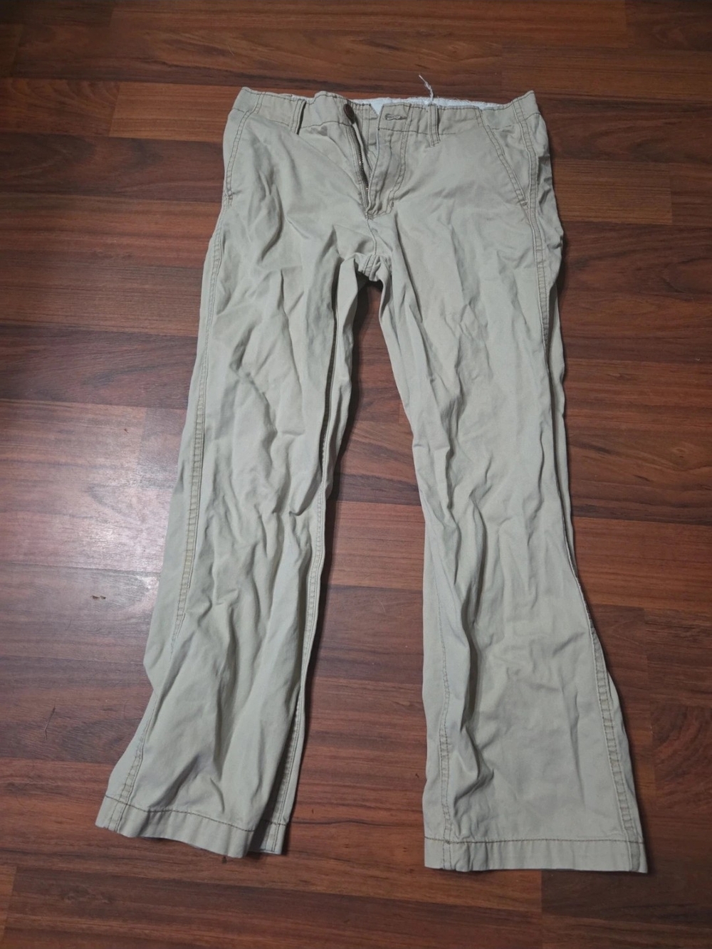Aeropostale Men's Light Tan Chino Pants